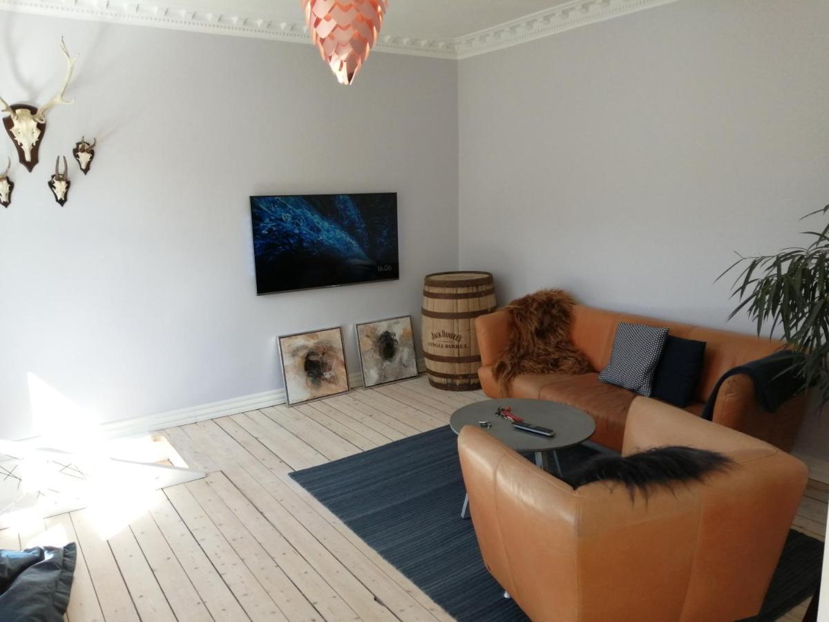 Cozy Villa-Apartment - Close To Aalborg Center - Free Citybikes And Parking Екстериор снимка