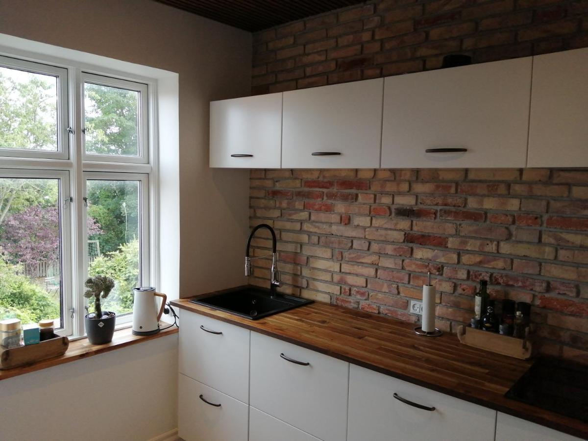 Cozy Villa-Apartment - Close To Aalborg Center - Free Citybikes And Parking Екстериор снимка